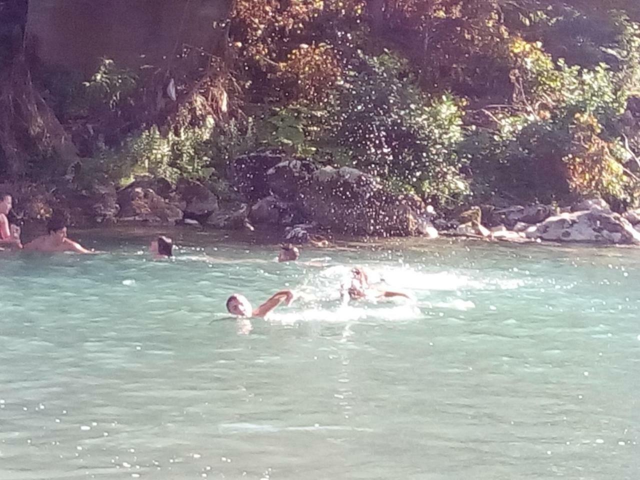 מויקובאץ Taramour Cottages. מראה חיצוני תמונה