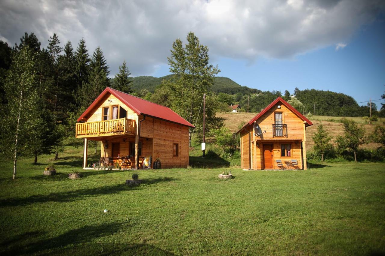 מויקובאץ Taramour Cottages. מראה חיצוני תמונה