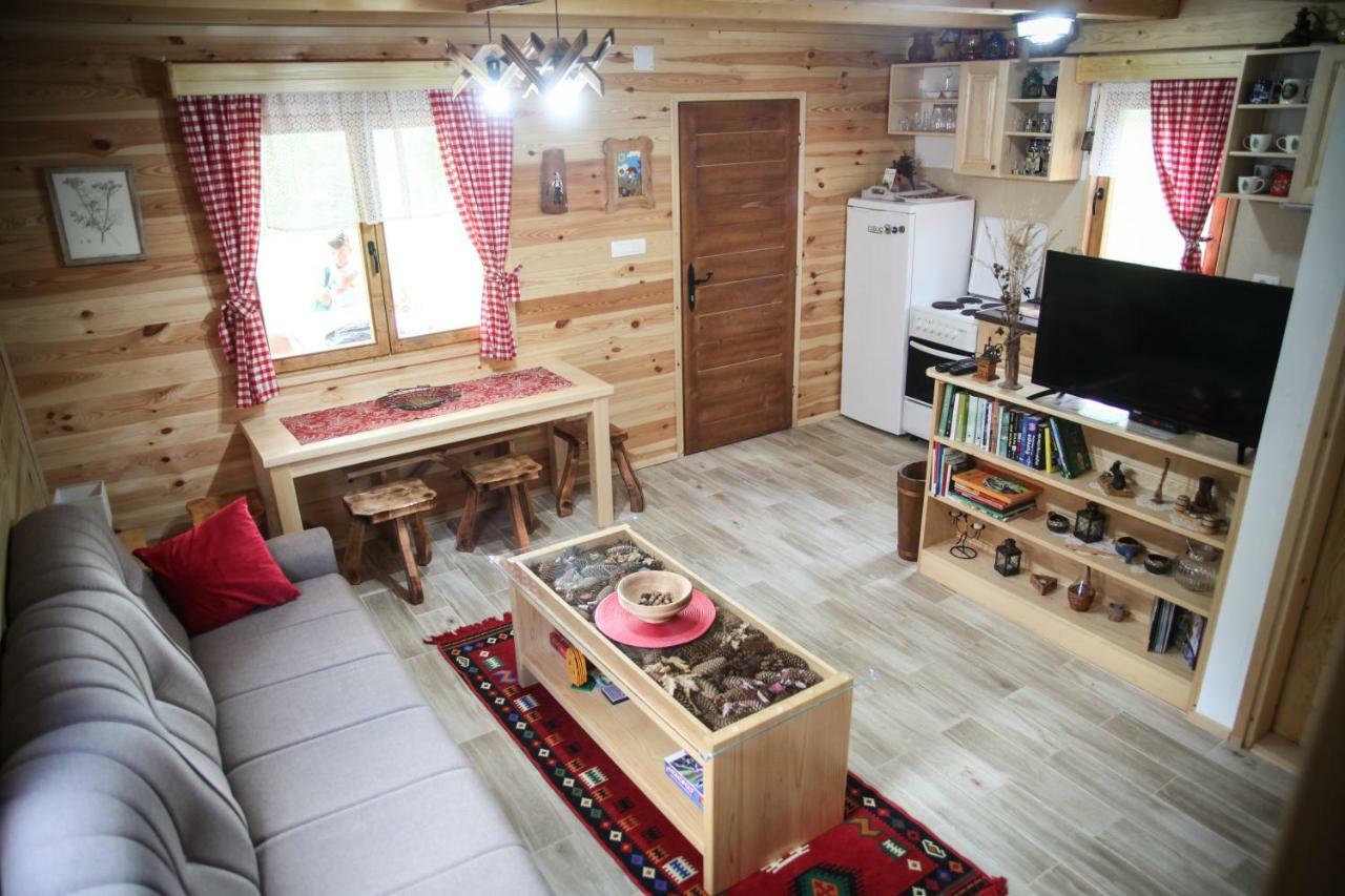 מויקובאץ Taramour Cottages. מראה חיצוני תמונה